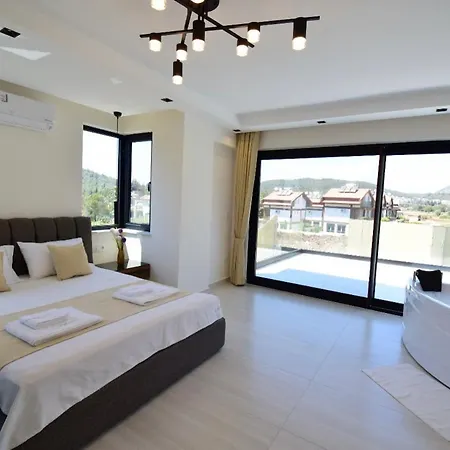 Luxury 4-bed With Private Pool And Jacuzzi Ovacık