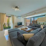 Luxury 4-bed With Private Pool And Jacuzzi * Овачик