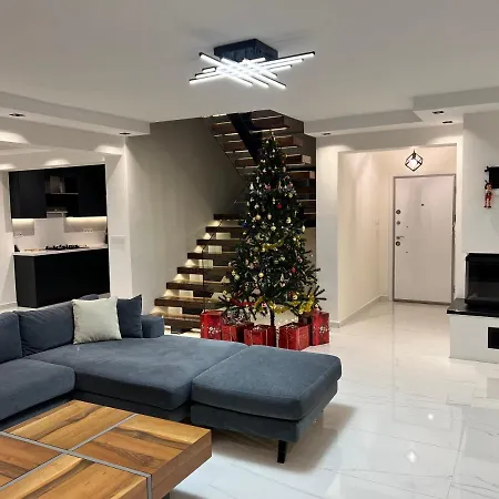 Luxury 4-bed With Private Pool And Jacuzzi Вилла