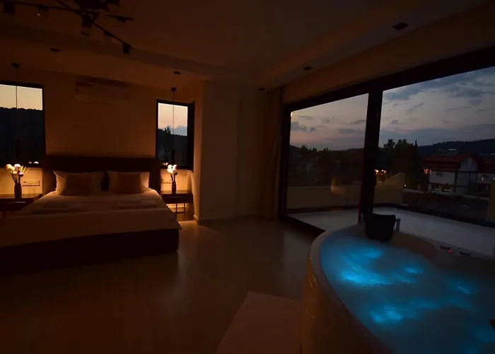 Villa Luxury 4-bed With Private Pool And Jacuzzi